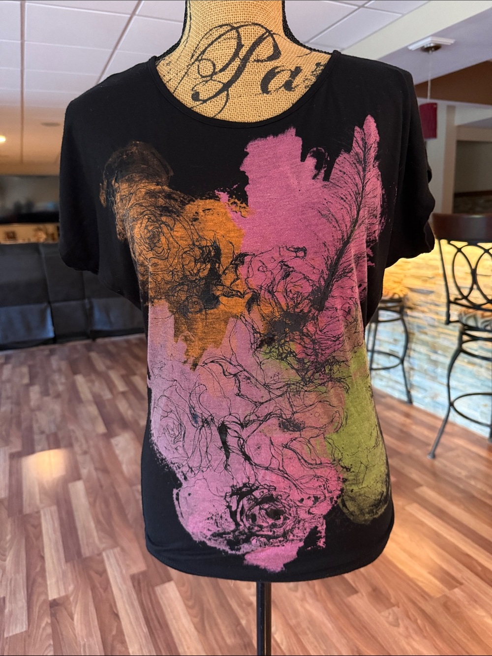 Retro Doll size XS(oversized) black open back tee with an artsy front design